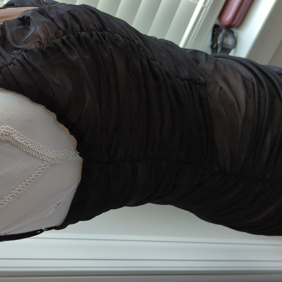 Lulu Rusched Dress - Picture 6 of 8